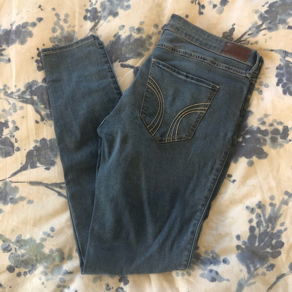Hollister High-Rise Skinny Jeans 15L